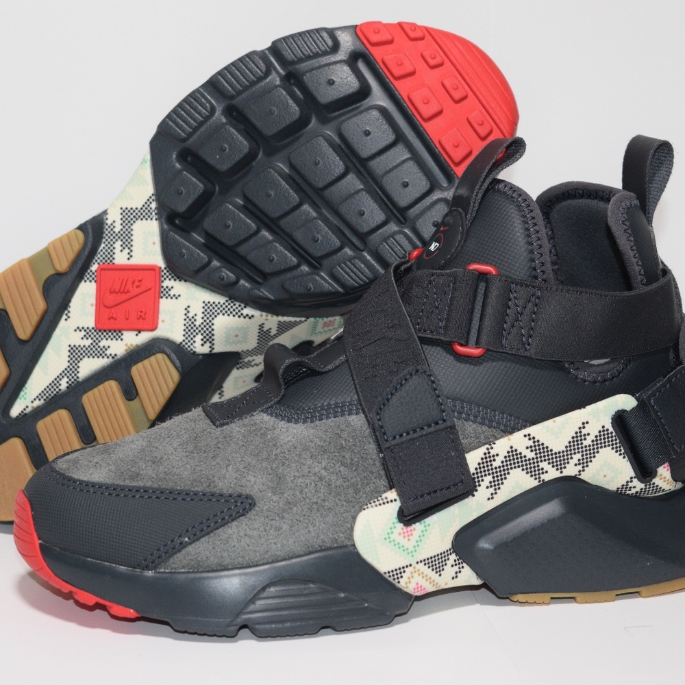 Nike Air HuaracheCity UTL PRM AT6170 001